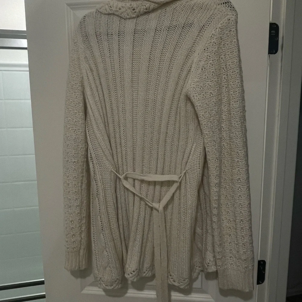 Sweater - Picture 3 of 3